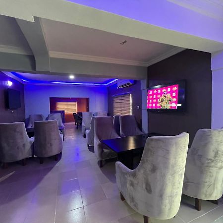 Alluring View Hotel - Allen Avenue Лагос Екстериор снимка