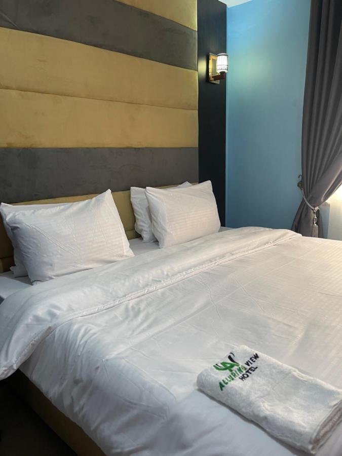 Alluring View Hotel - Allen Avenue Лагос Екстериор снимка