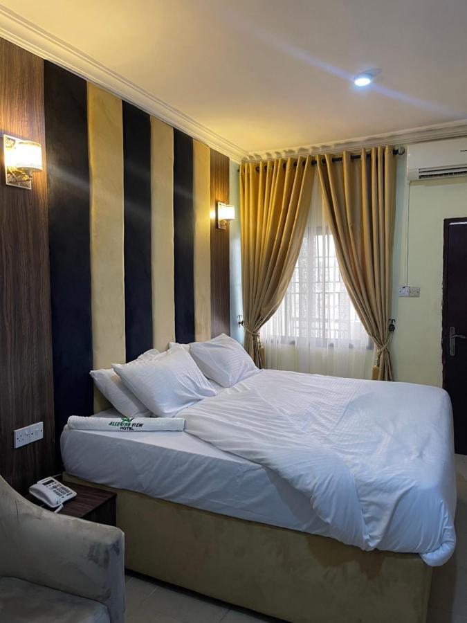 Alluring View Hotel - Allen Avenue Лагос Екстериор снимка